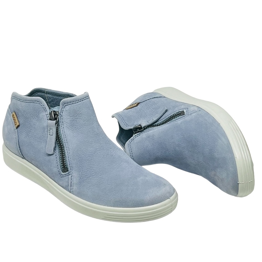 Ecco Soft 7 women's nubuck leather dusty blue side zip booties size 5/EU 36